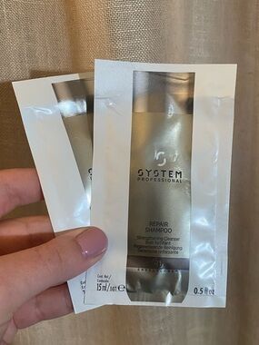 ✈️ 3 for $12 ✈️ Shampoo
